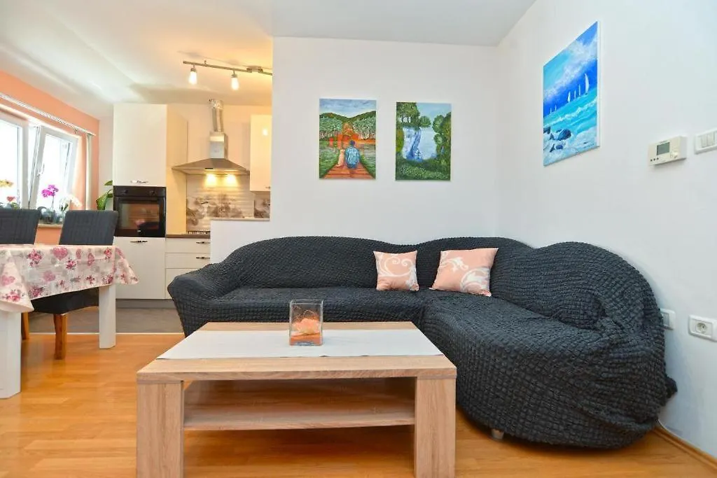 Apartman Eda Pula